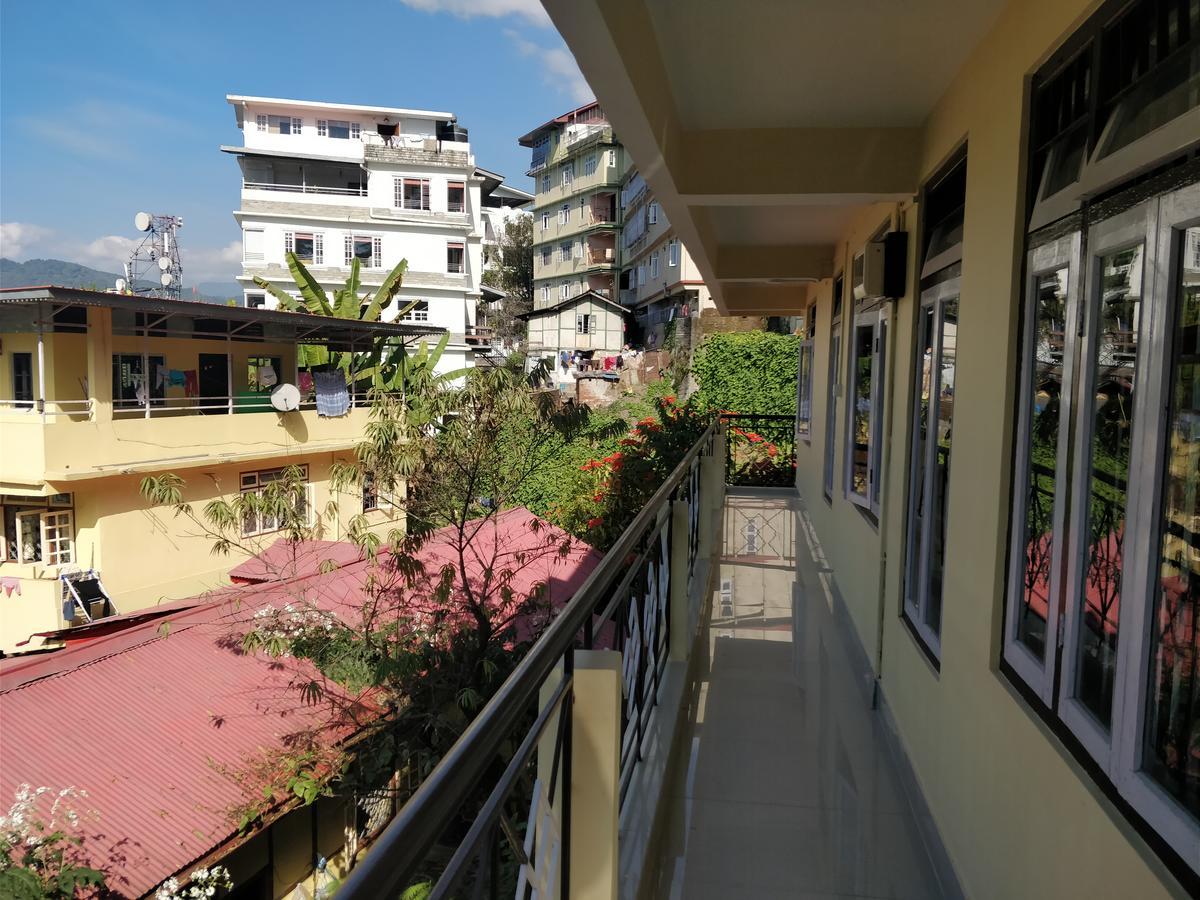 Hotel Pine Leaf Gangtok Dış mekan fotoğraf